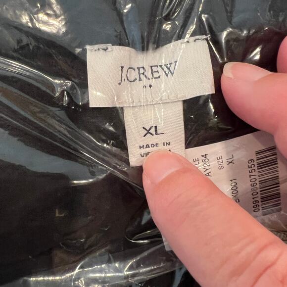 NWT J. Crew Black Slub Cotton-Blend Rolled Short-Sleeve Tee - Picture 6 of 11